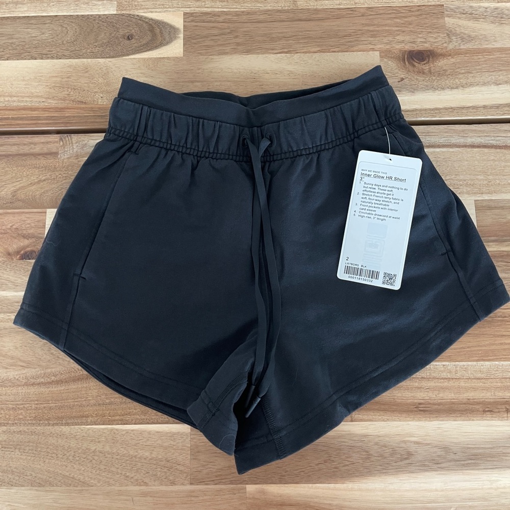 🖤Inner Glow Short 3”🖤 - Picture 2 of 2